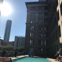 Photo taken at Courtyard Houston Downtown Pool by Jason H. on 5/4/2017