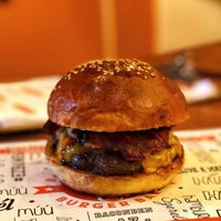 10/27/2019にᴡ K.がBamba Marha Burger Barで撮った写真