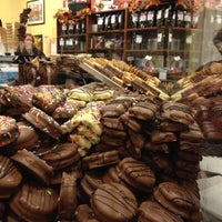 Foto tomada en The Chocolate Bar  por Bryan K. el 11/18/2012