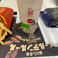 Photo taken at McDonald&amp;#39;s by H Jungle w. on 10/22/2022