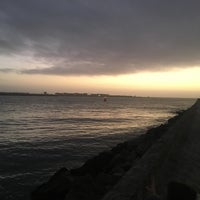 Photo taken at Aloha Beach by ⚡️⚡️🔥 Dilara 🔥⚡️⚡️ on 1/19/2022