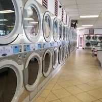 Foto diambil di Super Suds Laundromat oleh Super Suds Laundromat pada 10/1/2020