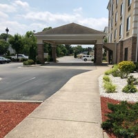 Comfort Suites Four Seasons 3308 Isler Ct