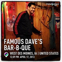 Photo taken at Famous Dave&amp;#39;s by Paulo🍺 R. on 4/17/2013