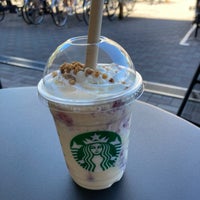 Photo taken at Starbucks by Junichi H. on 9/6/2022