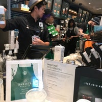 Photo taken at Starbucks by Dan V. on 9/16/2019