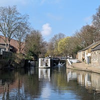 Photo taken at Old Ford Lock (Regent&amp;#39;s Canal) by Sofia K. on 3/6/2024