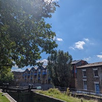 Photo taken at Mile End Lock by Sofia K. on 8/9/2023