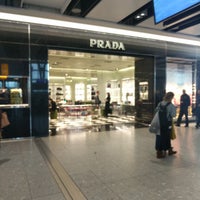 prada heathrow terminal 5