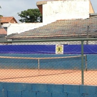 Photo taken at Doctor Tennis by Leandro A. on 1/6/2013