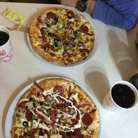 Photo taken at Pizza Pizza by Firat on 4/17/2017