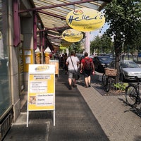 Photo taken at Heller&amp;#39;s Vegetarisches Restaurant &amp;amp; Café by David L. on 8/27/2019