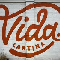 รูปภาพถ่ายที่ Vida Cantina โดย Todd V. เมื่อ 2/15/2020
