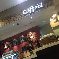 Photo taken at Coffeöl by Fahad A. on 2/7/2013