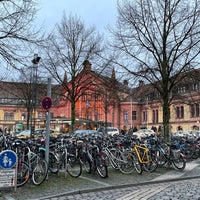 Photo taken at Osnabrück Hauptbahnhof by Stefan S. on 1/8/2022