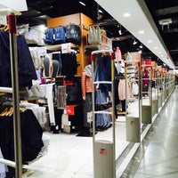 ユニクロ Clothing Store In 中央区 ユニクロ Clothing Store In 中央区