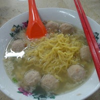 Photo taken at Fengshan Centre Temporary Food Centre by Jasper T. on 12/30/2012