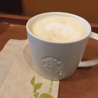 Photo taken at Starbucks Coffee 東京急行大井町駅店 by Edward I. on 2/19/2015