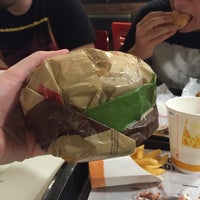 Photo taken at Burger King by Lucca G. on 3/11/2016