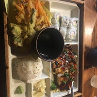 Foto diambil di Izumi Sushi oleh Sara pada 3/17/2019