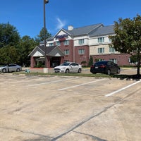 Photo taken at SpringHill Suites by Marriott by Sara on 6/20/2020