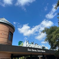 Photo taken at Houston Zoo by Sara on 9/3/2023