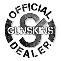 Foto scattata a Gun World Burbank da GunSkins il 5/21/2016