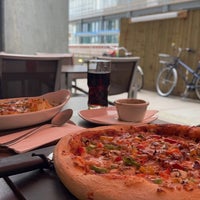 7/3/2023 tarihinde Ftoon ✨.ziyaretçi tarafından Pizza Hut'de çekilen fotoğraf