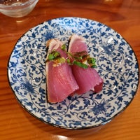 Foto scattata a Koi Japanese Cuisine da Kelley L. il 4/2/2019