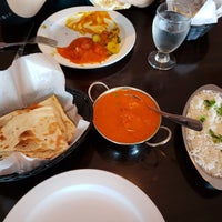 Foto tirada no(a) Natraj Cuisine Of India por Kelley L. em 7/18/2019