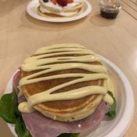 Foto diambil di The Pancakes Mafia oleh Marcelo W. pada 12/30/2019