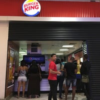 Photo taken at Burger King by Antonio Pedro O. on 7/19/2016