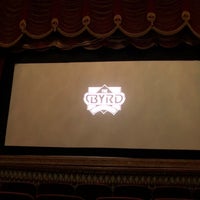 Foto tirada no(a) The Byrd Theatre por Matt Y. em 1/12/2019