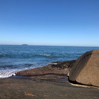 Photo taken at Praia do Félix by Thiago Cesar H. on 6/17/2022