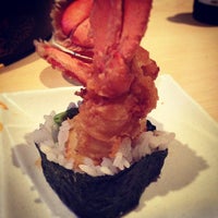 Foto tomada en Kampai Sushi Bar  por Ken M. el 11/21/2012