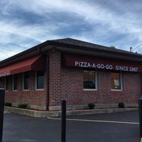 Photo taken at Pizza-A-Go-Go by Ken M. on 4/27/2015