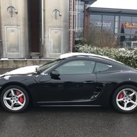 3/3/2018 tarihinde Olaf S.ziyaretçi tarafından Porsche Zentrum Wuppertal'de çekilen fotoğraf
