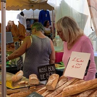 Marché de Saint Tropez - Flea Market in Saint-Tropez