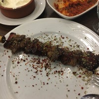 Photo taken at Seki Erzurum Sofrası Cağ Kebabı by Kudret on 11/5/2016