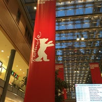 Photo taken at Berlinale Ticket Counter by ιηɠσ on 2/11/2016
