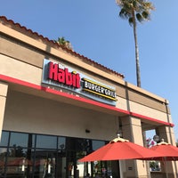 Photo taken at The Habit Burger Grill by O Y. on 9/1/2018