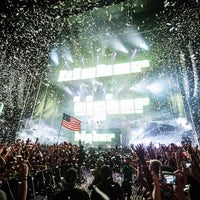 Photo taken at Electric Zoo by Electric Zoo on 8/29/2013