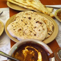 5/2/2016 tarihinde Janina M.ziyaretçi tarafından Khazaana Indian Restaurant'de çekilen fotoğraf