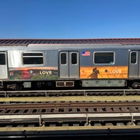 Photo taken at MTA Subway - 74th St/Roosevelt Ave/Jackson Hts (7/E/F/M/R) by Don D. on 3/21/2023