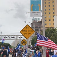 รูปภาพถ่ายที่ Miami Freedom Tower โดย Don D. เมื่อ 11/8/2020