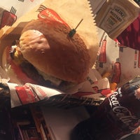 Photo taken at Egg &amp;amp; Burger by GiTi on 3/4/2017