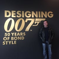 Photo taken at Designing 007 by Enrique M. on 12/28/2015