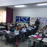 Photo taken at Canaydın İlkokulu by Selincihan B. on 11/23/2018