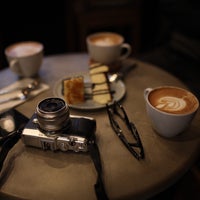 2/10/2020 tarihinde Erdalziyaretçi tarafından No.18 Coffee'de çekilen fotoğraf