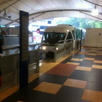 RapidKL Bukit Nanas (MR8) Monorail Station - Kuala Lumpur ...